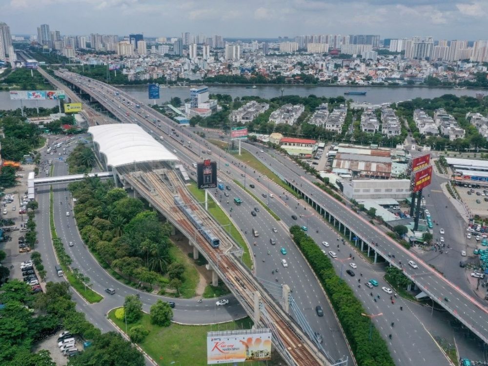 Nghị quyết 98 và Kỷ nguyên vươn mình: Không để thành phố "lỡ nhịp"