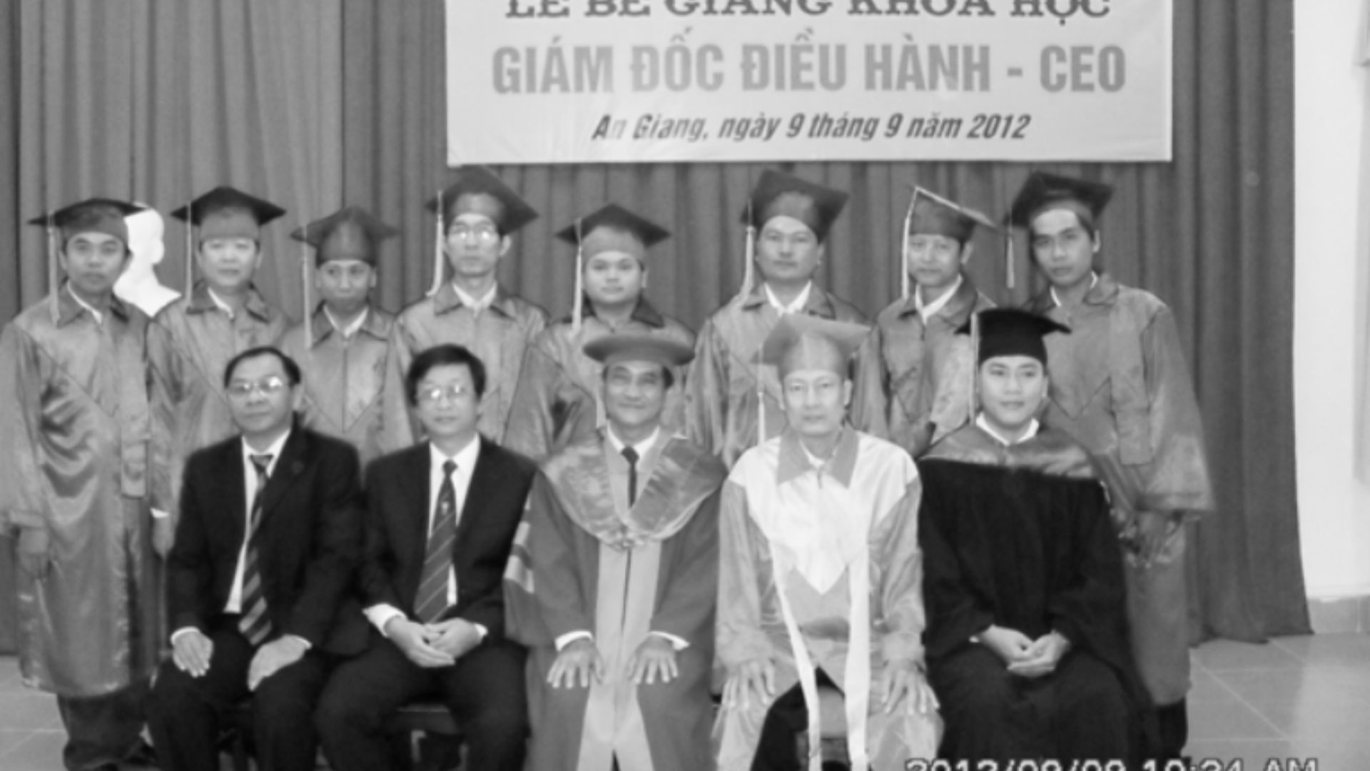 Hoạt động xã hội và từ thiện
